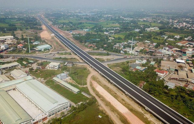 Dự án cao tốc Bến Lức – Long Thành chờ điều chỉnh chủ trương đầu tư